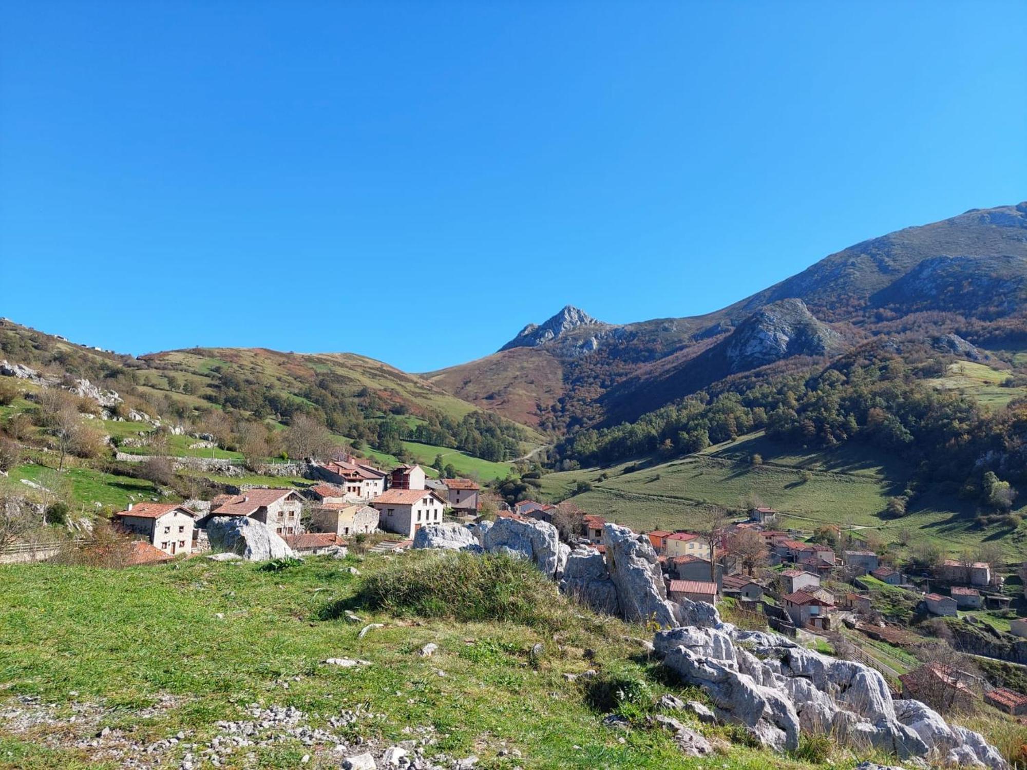 Hosteria Picos De Europa Potes Eksteriør billede