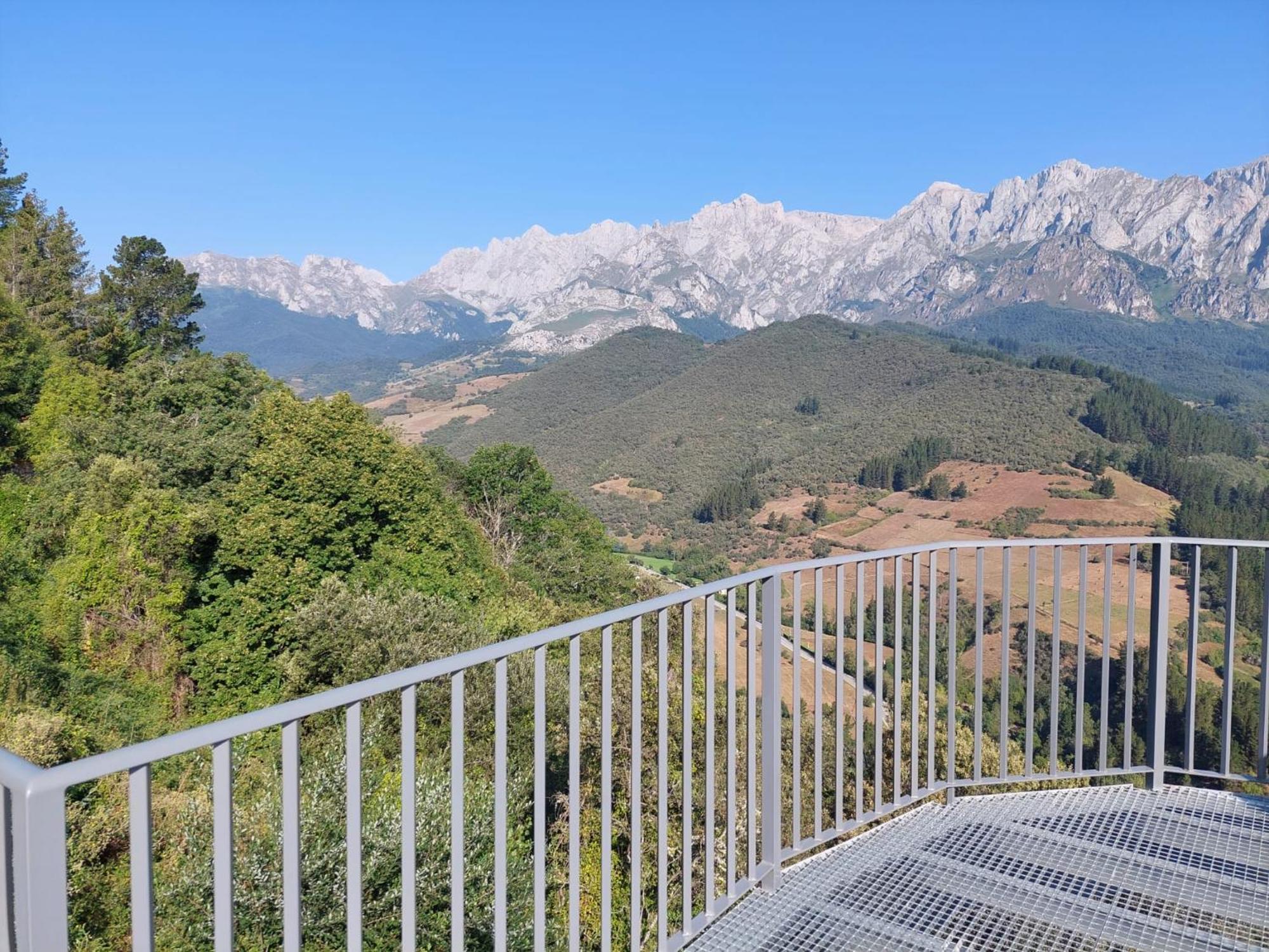 Hosteria Picos De Europa Potes Eksteriør billede