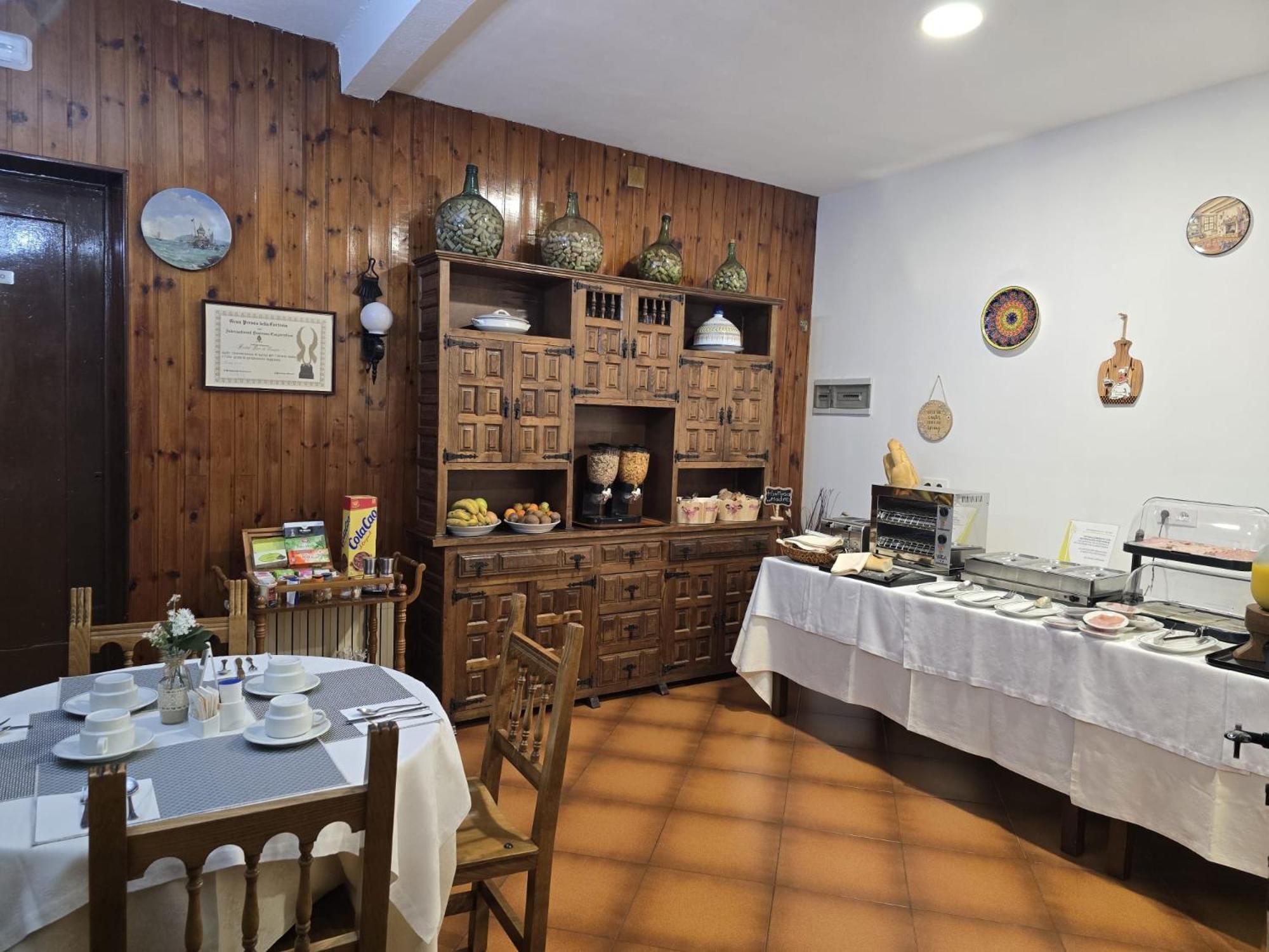 Hosteria Picos De Europa Potes Eksteriør billede