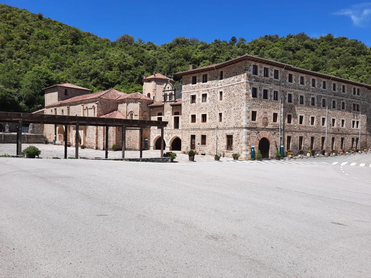 Hosteria Picos De Europa Potes Eksteriør billede